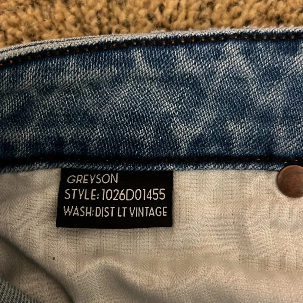 Monfrere Distressed Jeans Lightwash Size 30 x 32